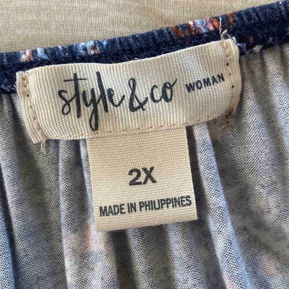 Blue Patterned Blouse - Picture 4 of 4